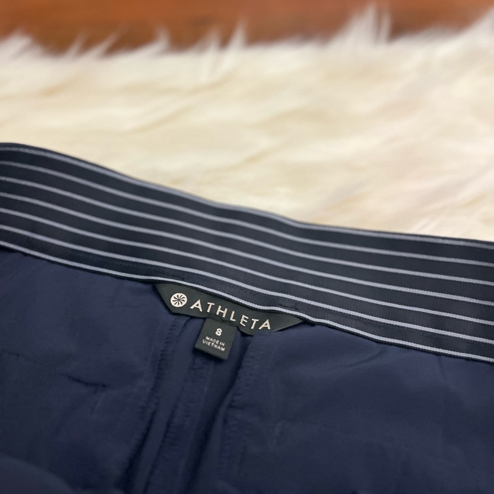 Athleta Tribeca Wide Leg Crop Pants Navy Blue Size 8 Snap Hem Career - Picture 6 of 6